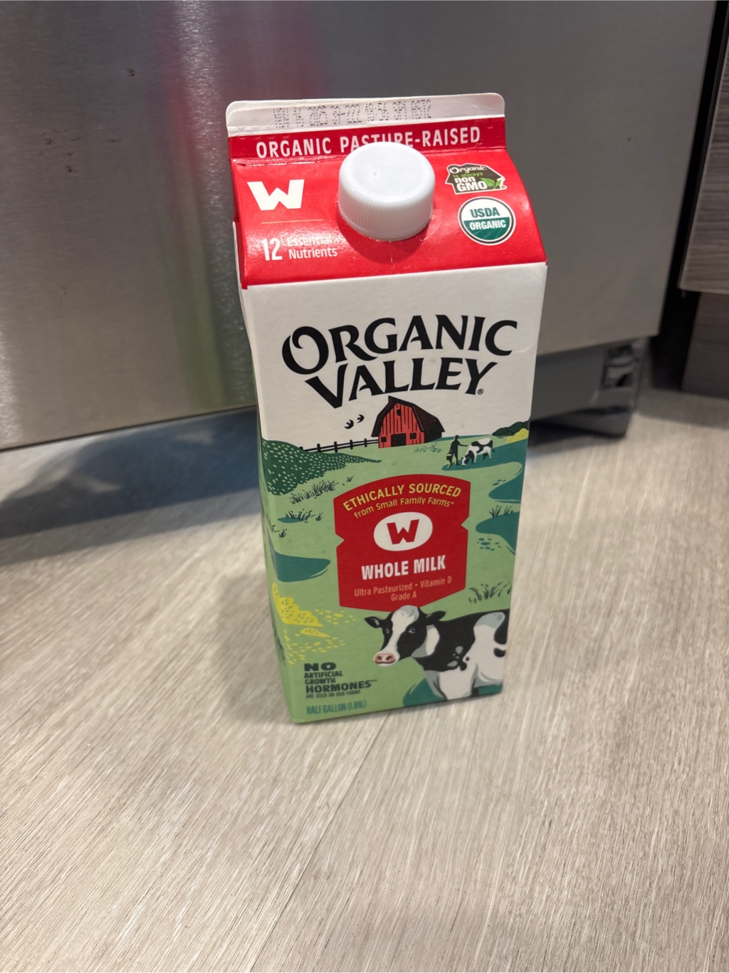 ミルク Organic Valley 全乳 63.9 fl.oz - Weee!