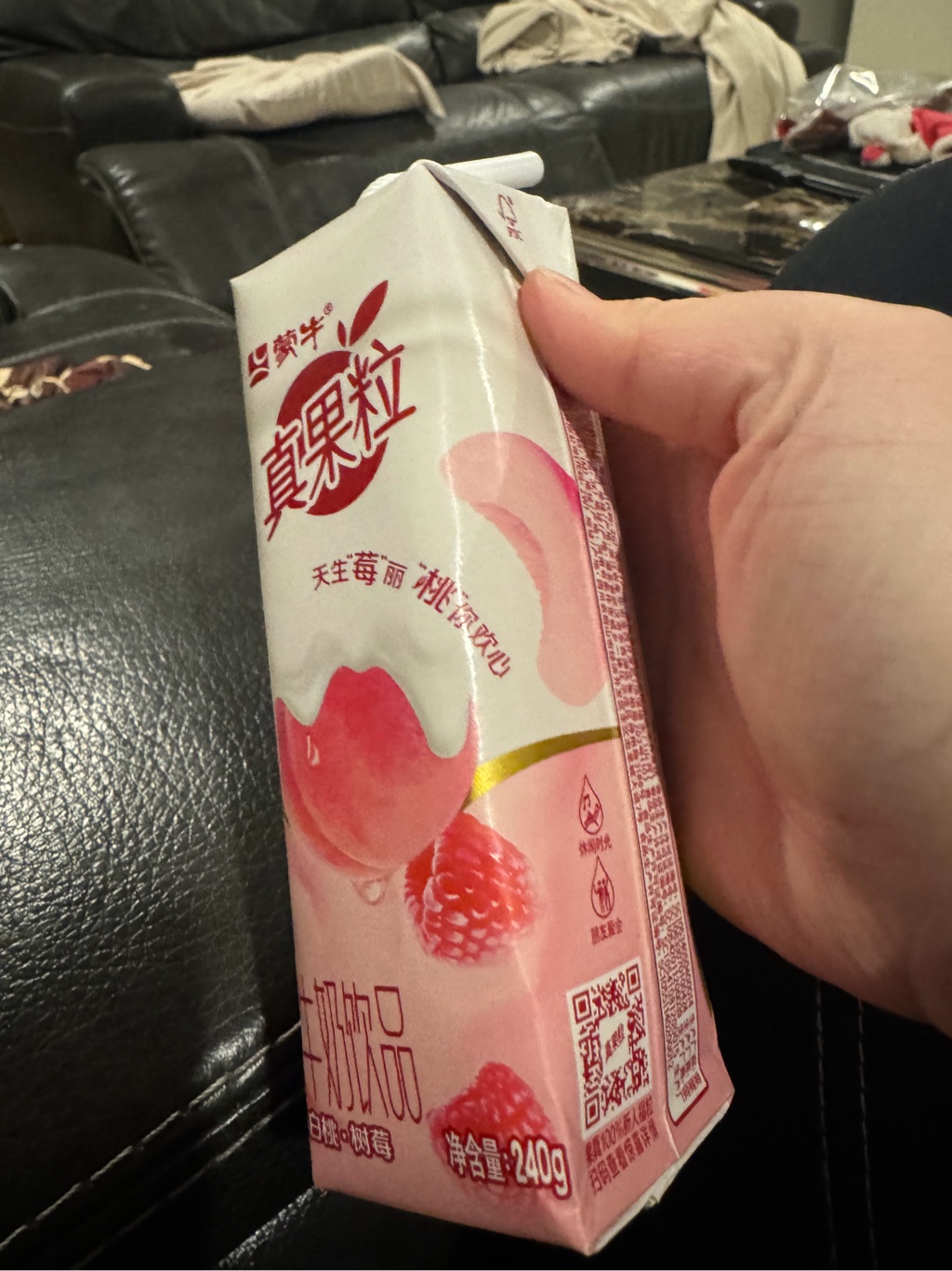 MengNiu ZhenGuoLi ミルクドリンク フルーツ果肉入（ピーチ） 10コ入