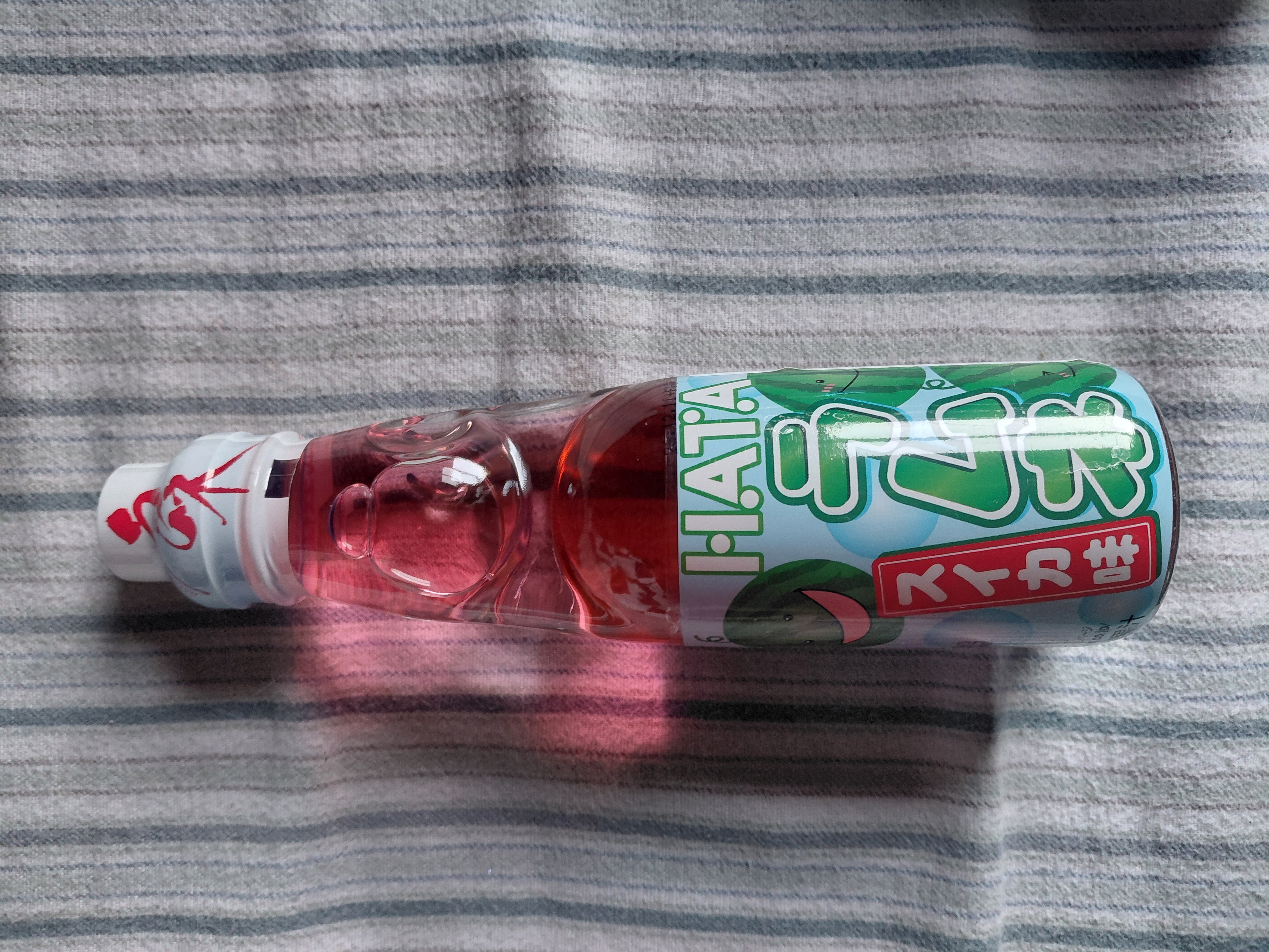 【デニム9.10】炭酸飲料 ラムネ.　スイカ味、メロン味、 イチゴ味 デニム9.10】炭酸飲料 ラムネ. スイカ味、メロン味、 イチゴ味 デニム