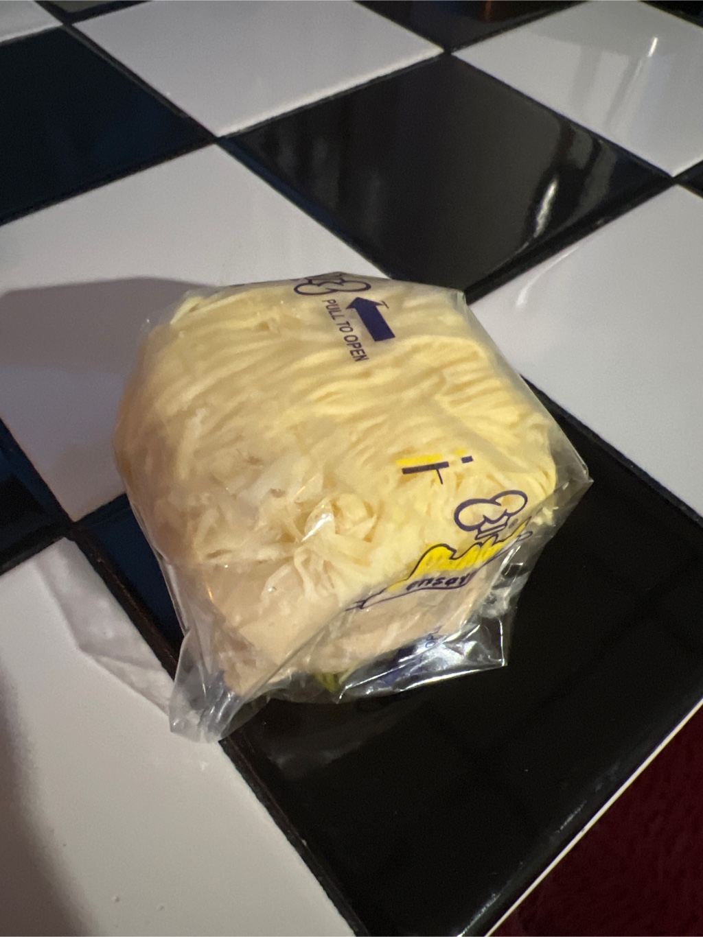 Muhlach 特製チーズパン 冷凍 - Weee!