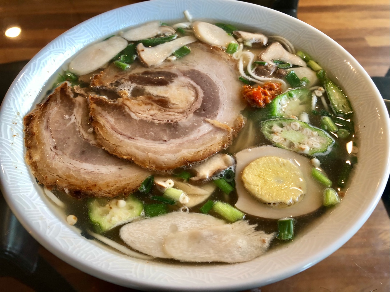 五木食品 大阪醤油とんこつラーメン - Weee!