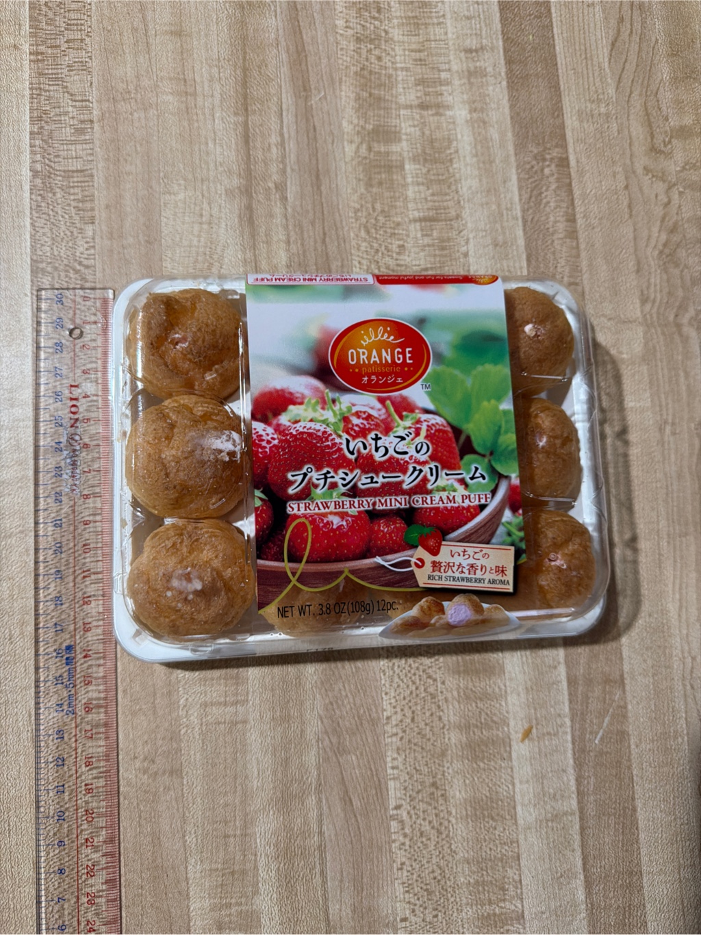 オランジェ いちごのプチシュークリーム 12個入り 108 グラム - Weee!