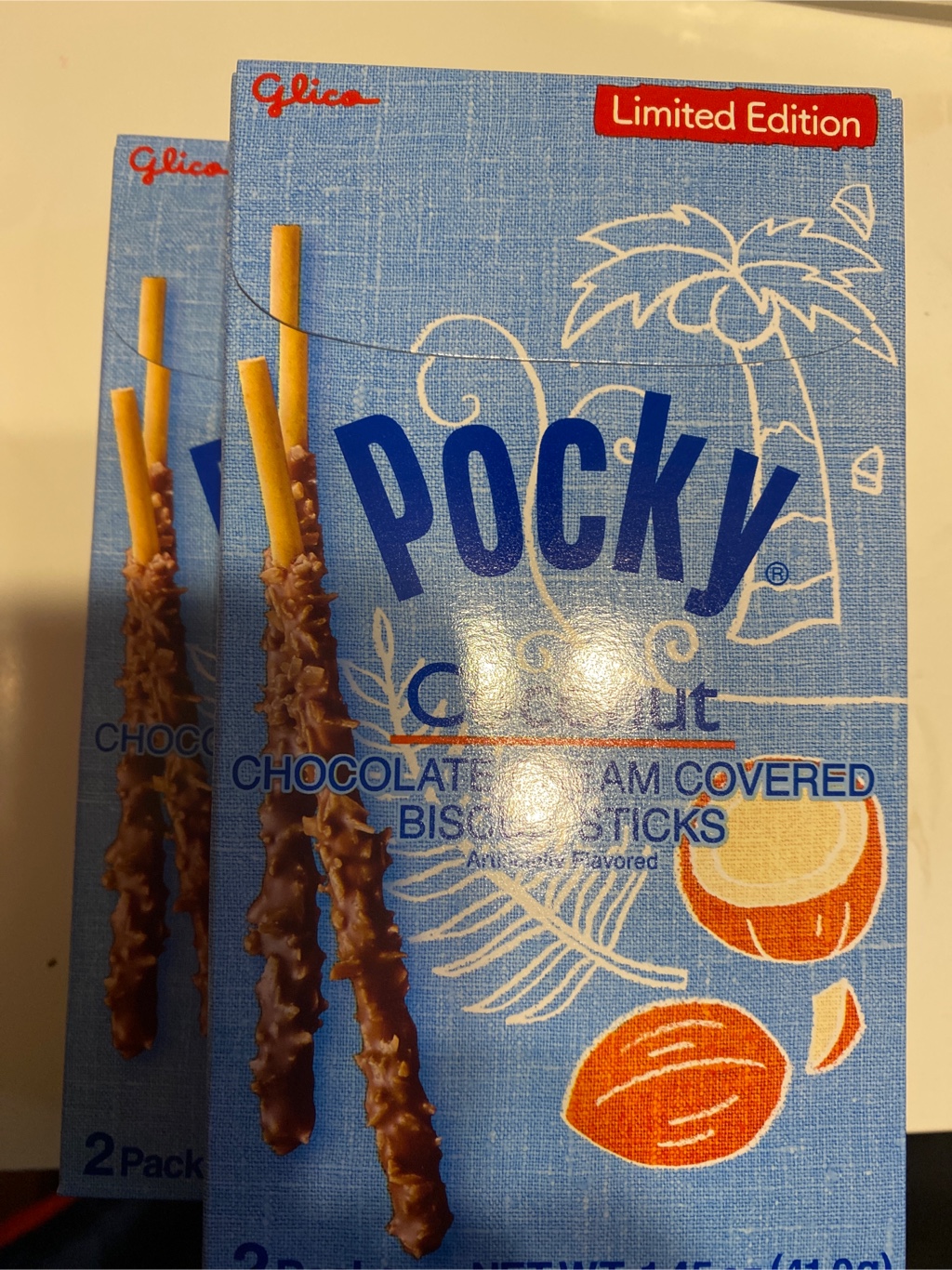 Glico ポッキー ココナッツ味 (期間限定) - Weee!