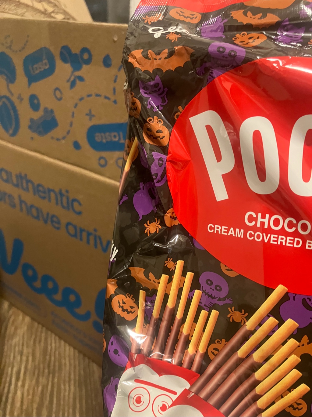 Glico ハロウィーン ポッキー チョコレート味 117 グラム - Weee!