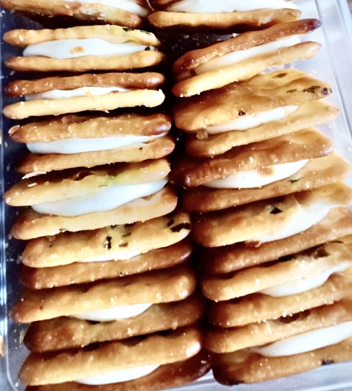 ChiaTe Green Onion Nougat Crackers 18pcs - Weee!