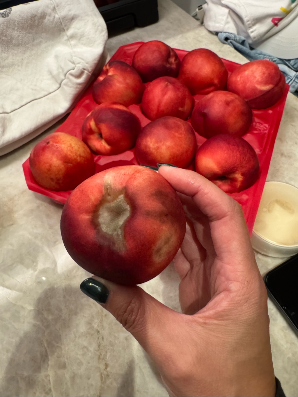 Get White Nectarine Gift Box 4 lb Delivered | Weee! Asian Market
