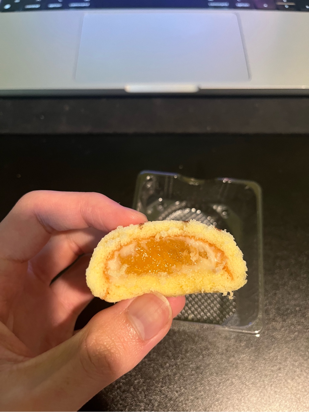 日本直送」東京ばな奈・ベイマックス/りんごケーキ 4個入 - Weee!