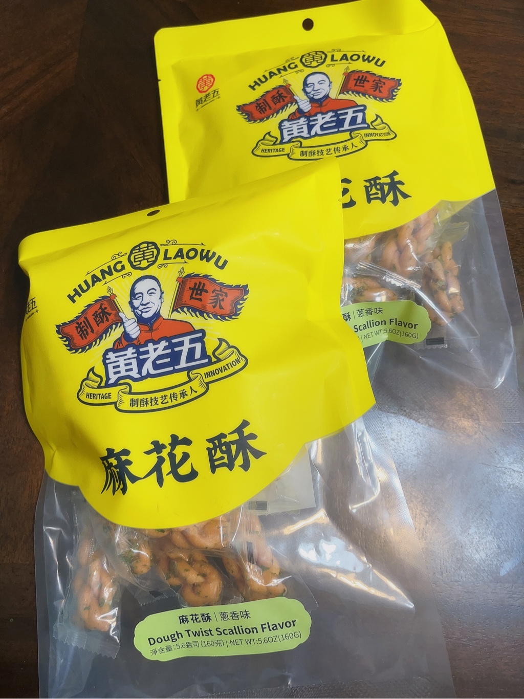 Huang Laowu ﻿小型麻花 葱味 - Weee!