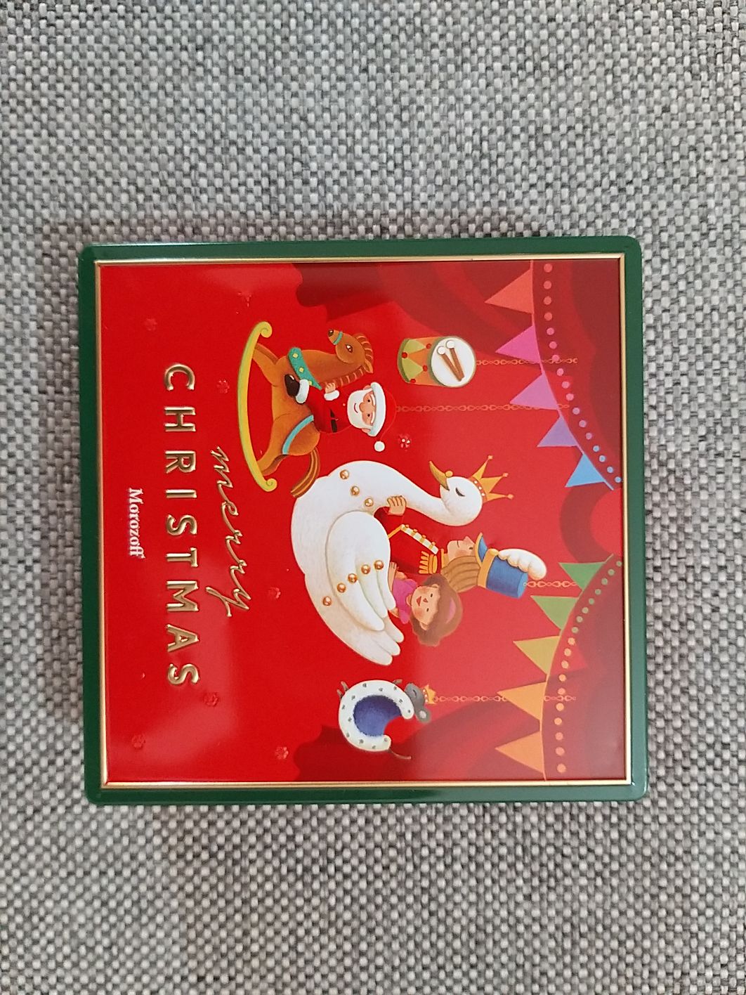 モロゾフ クリスマスプレーン チョコレート 11個入り - Weee!
