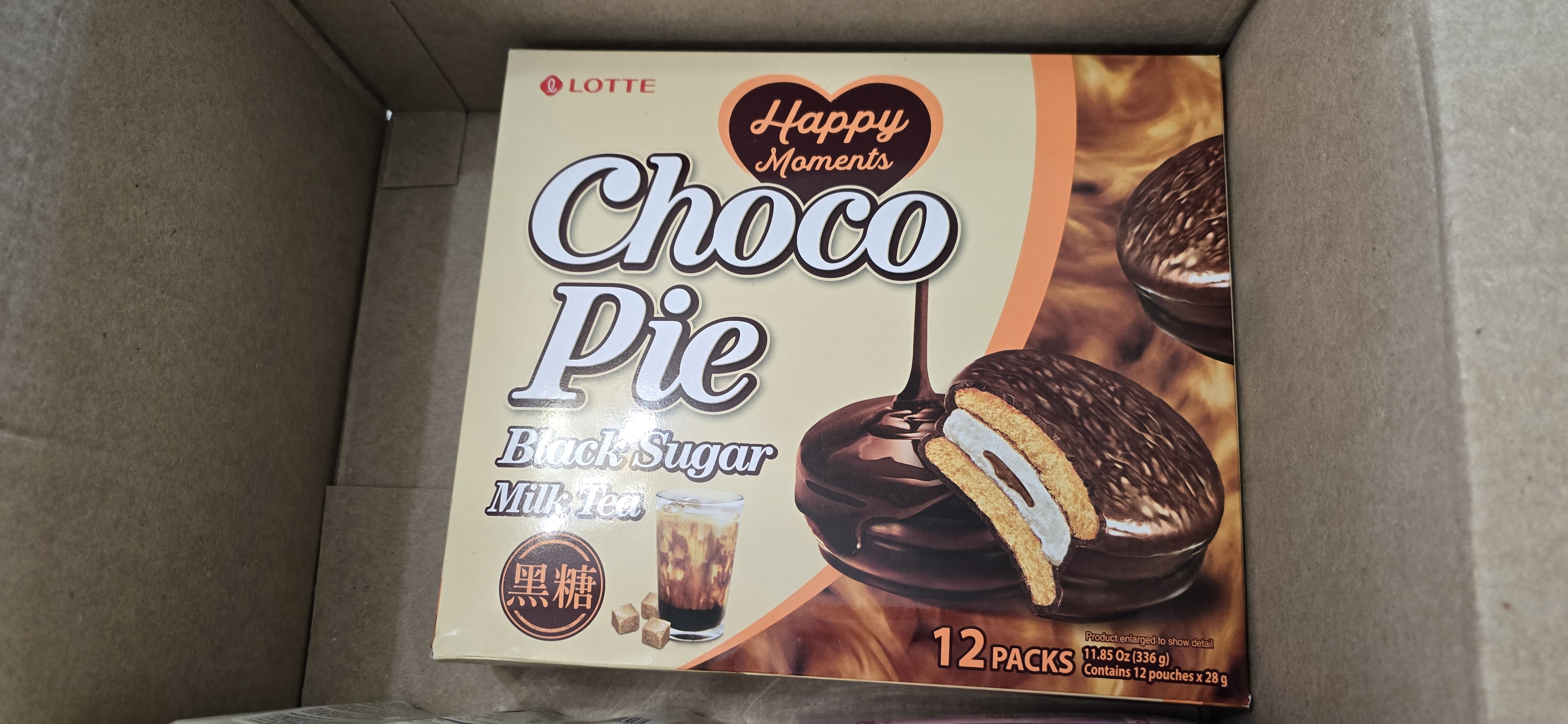 Get Lotte Chocopie, Black Sugar Milk Tea Flavor 12pk Delivered