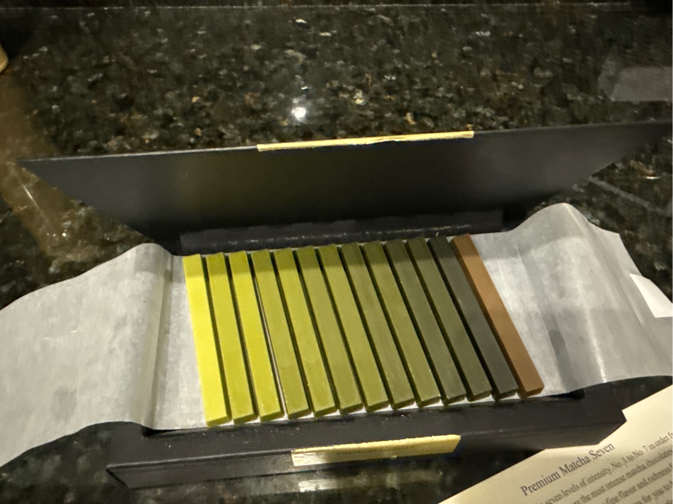抹茶スキ ななや静岡抹茶SWEETS FACTORY Premium MATCHA 7 8種各2本入り