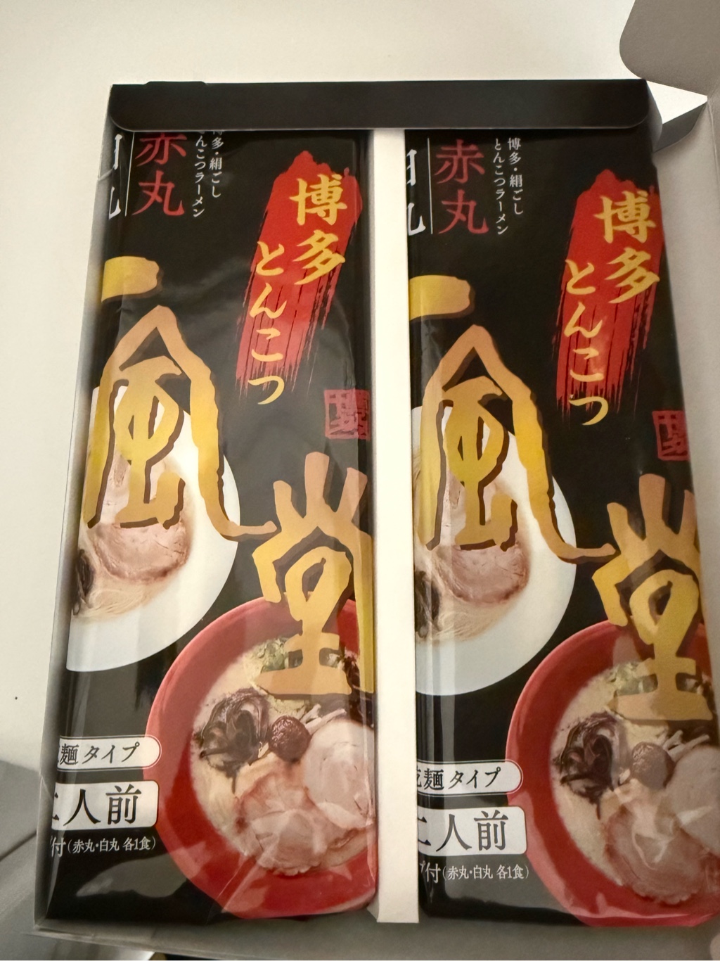 一風堂 白丸・赤丸 乾麺タイプ箱4食 480 グラム - Weee!