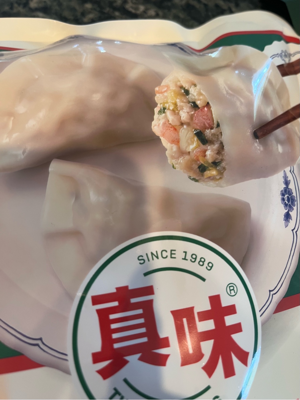 Twin Marquis 豚肉蝦餃子 冷凍 - Weee!