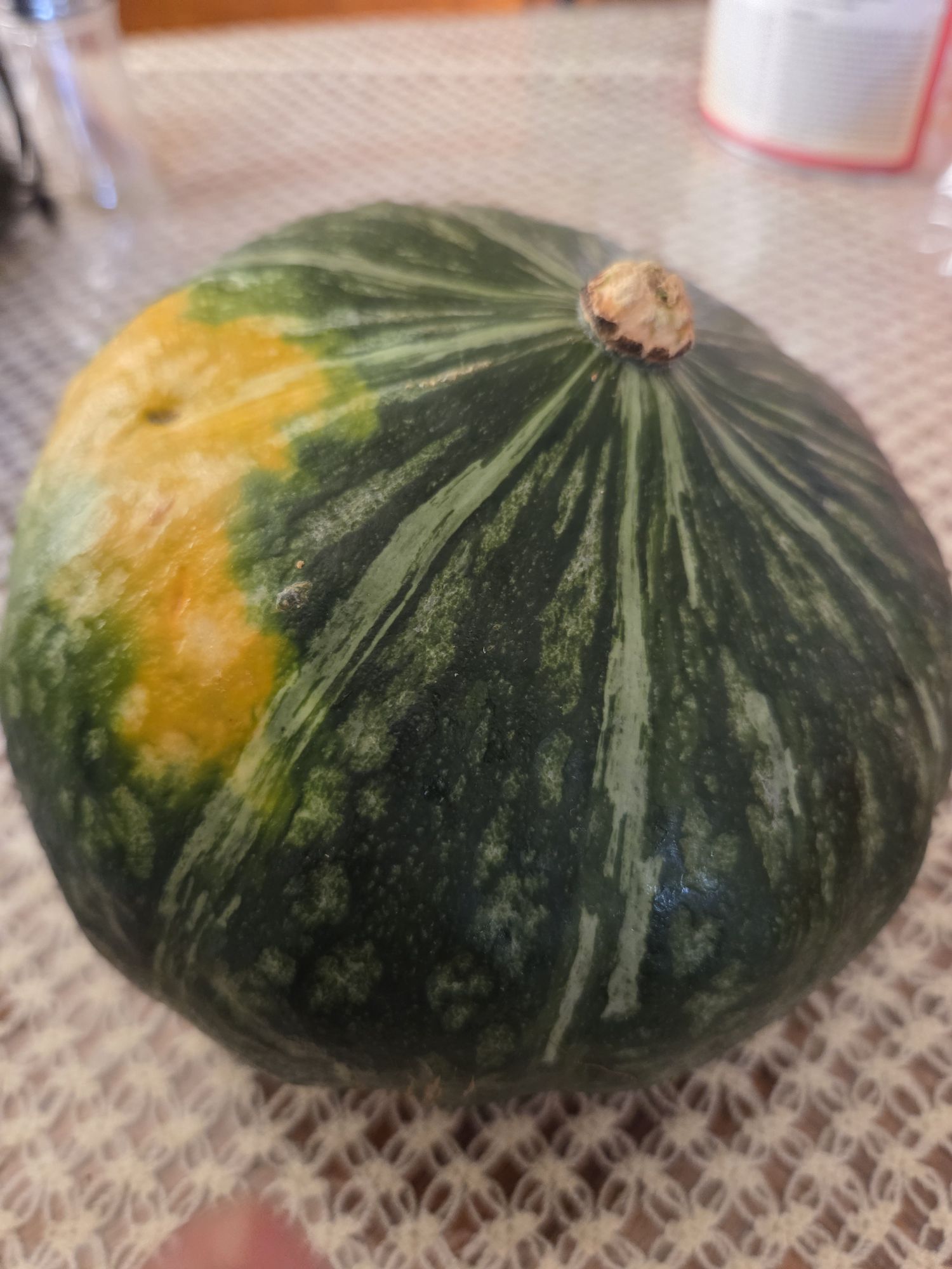 Get Kabocha approximately 2-2.3lb 1 count Delivered | MásGusto