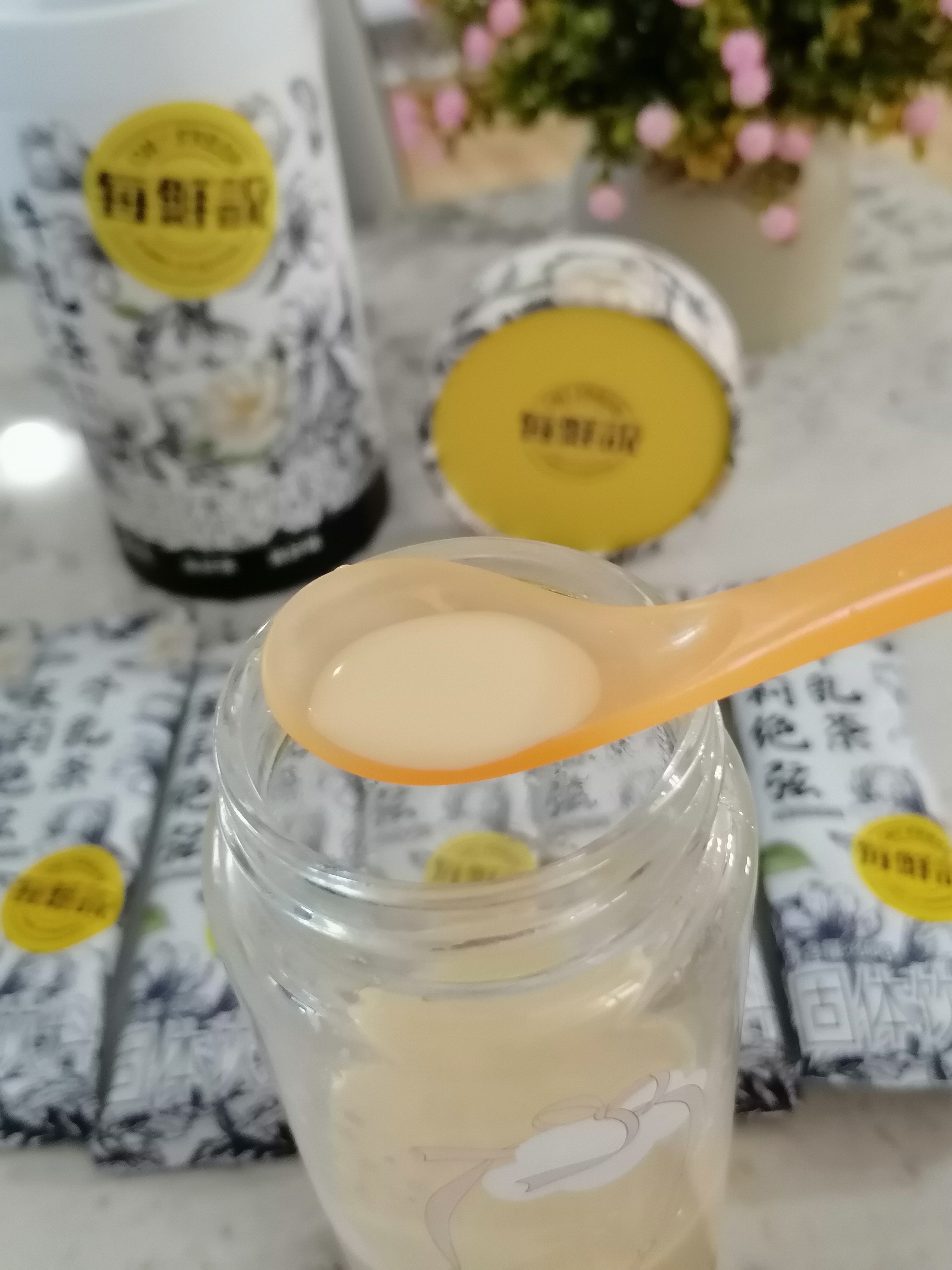 Get Jasmine Juexian Milk Tea 30 g*7 pack Delivered | Weee! Asian