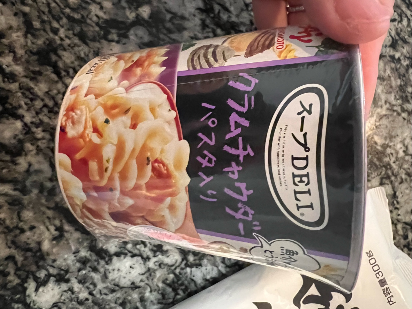スープDELI クラムチャウダー パスタ入り 37.5 グラム - Weee!