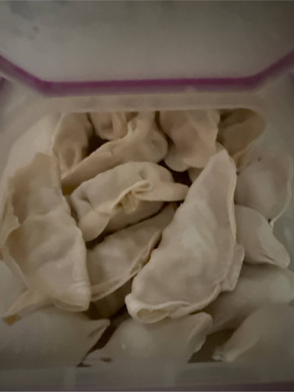 ぎょーざ Twin Marquis Gyoza Dumpling with Pork & Napa Cabbage, 16 oz