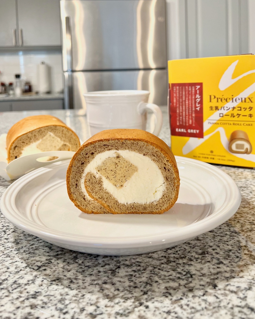 パンナコッタロールケーキ アールグレイ 冷凍 299 グラム - Weee!