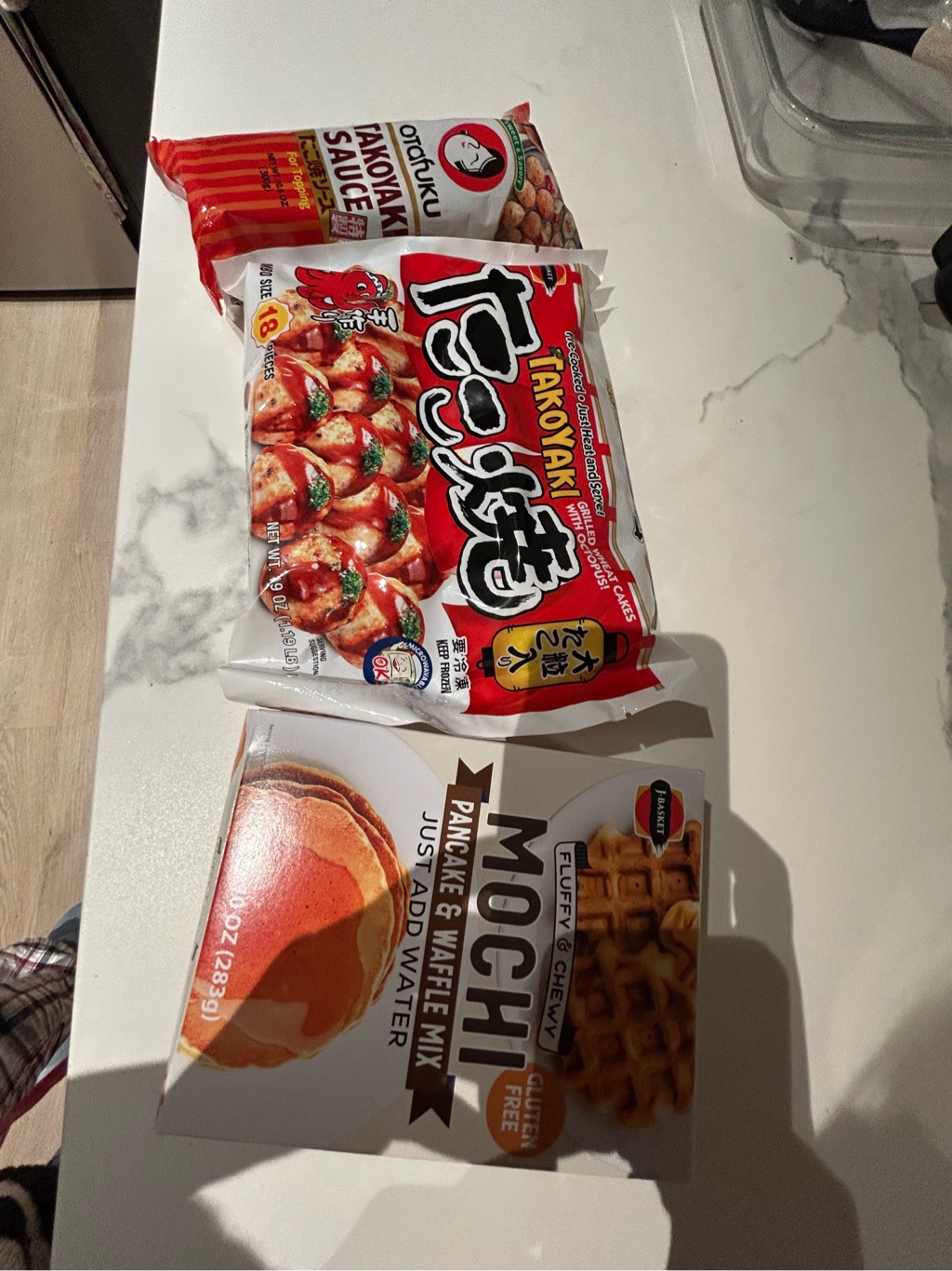 ジャンボたこ焼き 18個入り 539 グラム - Weee!