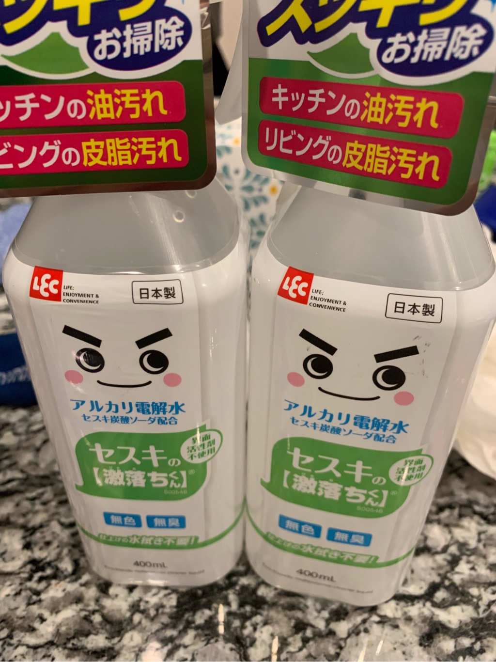 セスキの激落ちくん アルカリ電解水スプレー 400 ml(ミリリットル) - Weee!