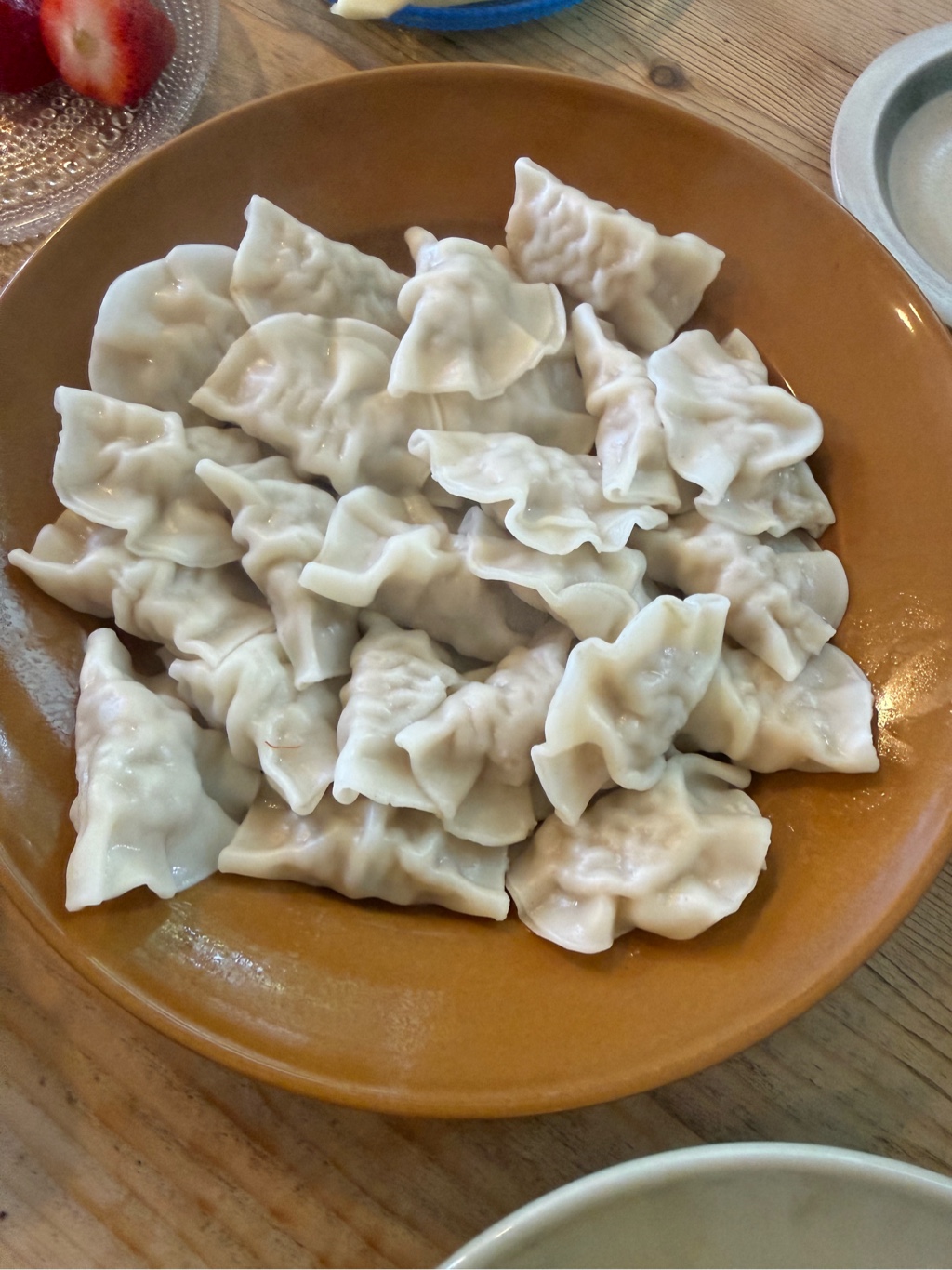 Twin Marquis 豚肉蝦餃子 冷凍 1 ポンド - Weee!