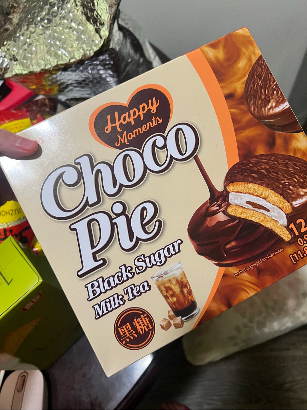 Get Lotte Chocopie, Black Sugar Milk Tea Flavor 12pk Delivered