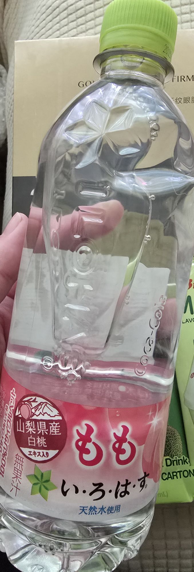 いろはす もも - Weee!