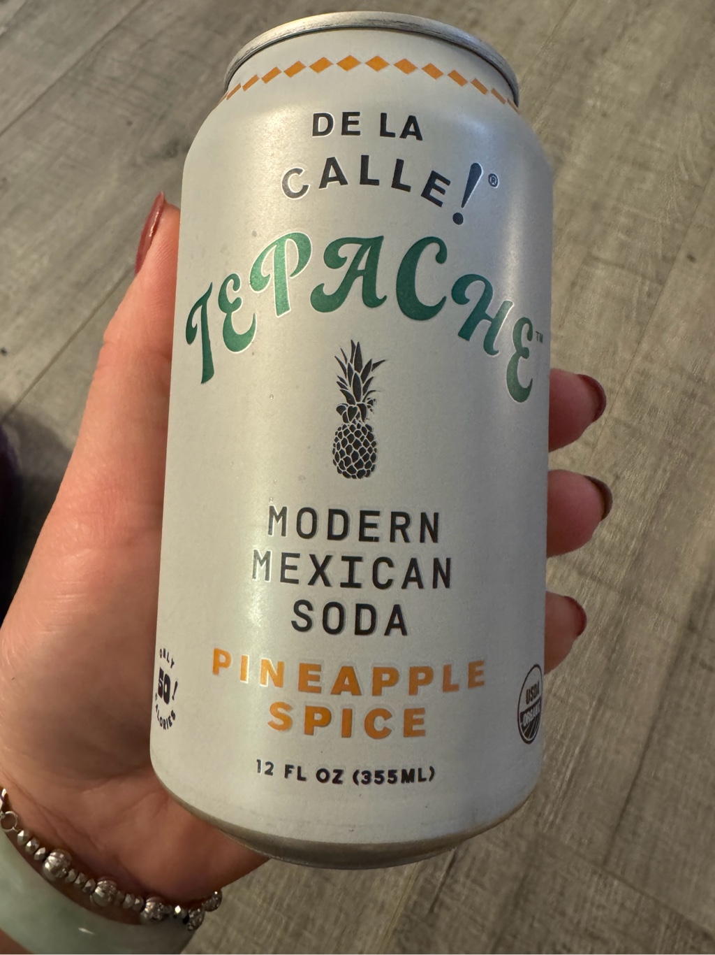 De La Calle Tepacheパイナップルソーダ 355 ml(ミリリットル) - Weee!