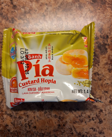 Hai Son Pia Kim Sa - 12/6 Creamy Custard Pia Cakes - 6 Assorted Flavors, 16.9 Oz, Vietnamese Pantry, Exp 06/2026