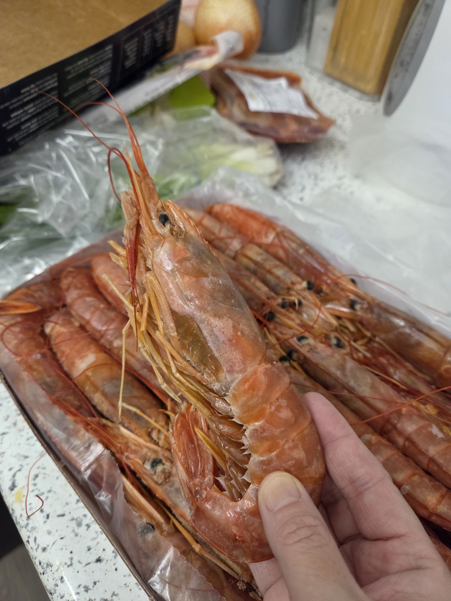 赤えび出品 アルゼンチン産 赤えび 冷凍 2kg - Weee!