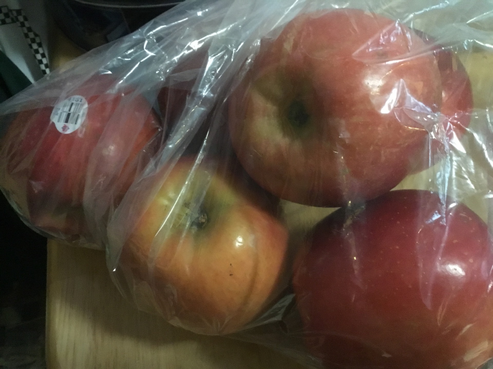 Get Gee whiz Premium Fuji Apple 4.5-5 lb Delivered | Weee! Asian