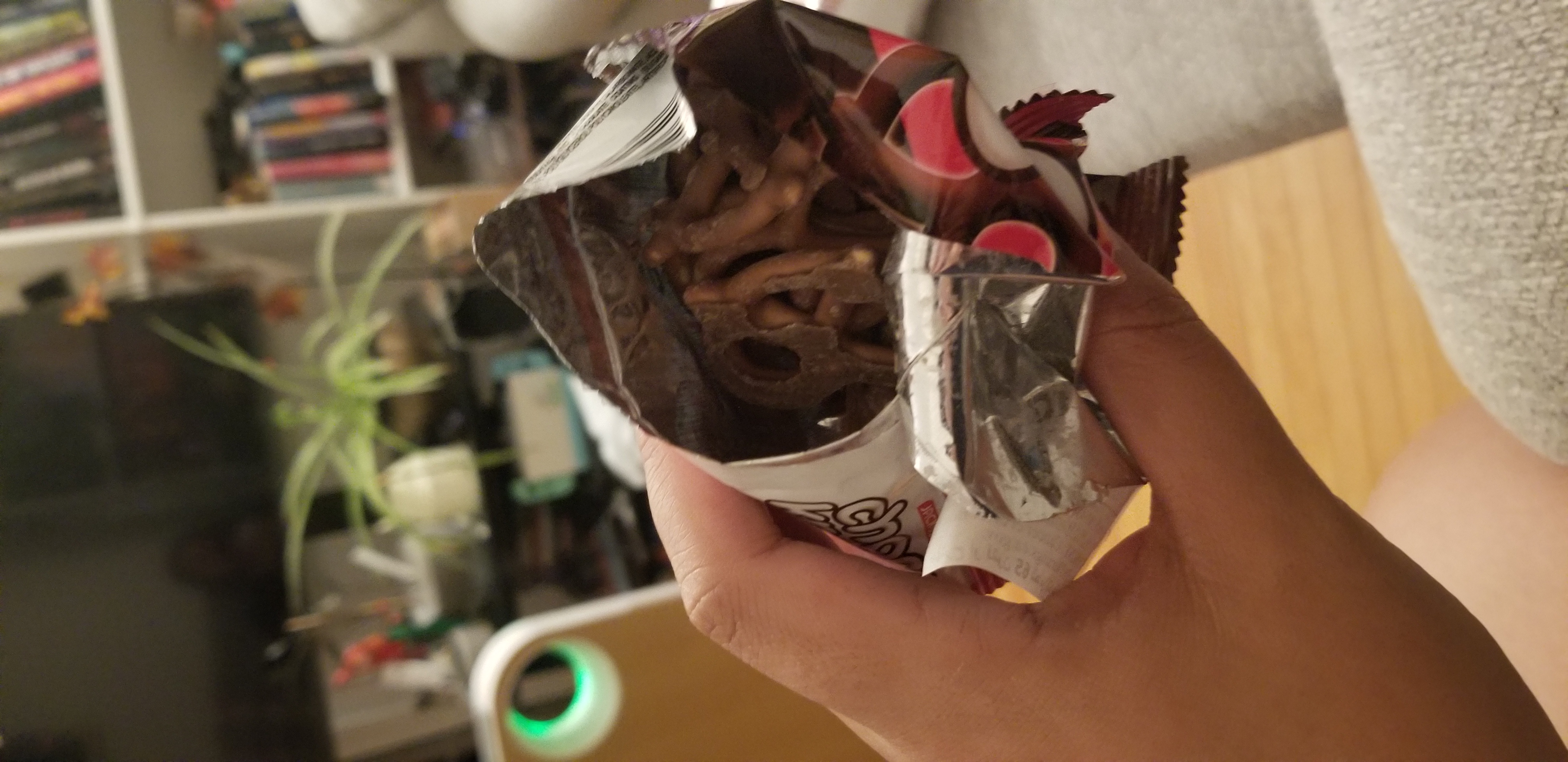 Jack' n Jill フィリピン チョコスナック菓子 チョコレート味 29