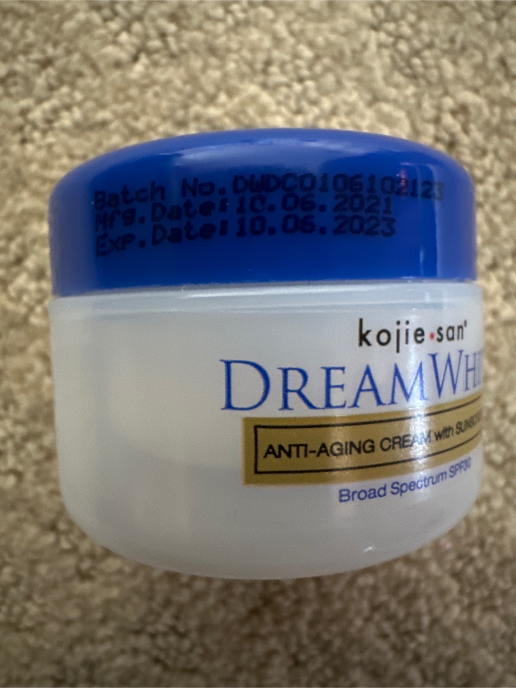 こじえさん ドリームホワイトニングソープ SPF 30 - Weee!