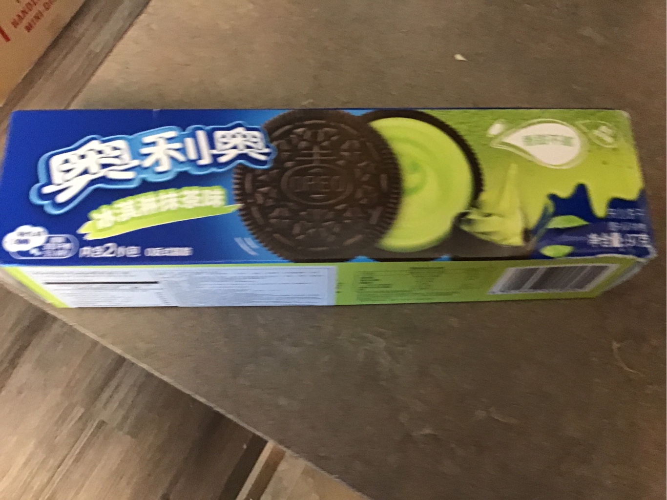 oreo sandwich cookie matcha flavor 97 グラム - Weee!