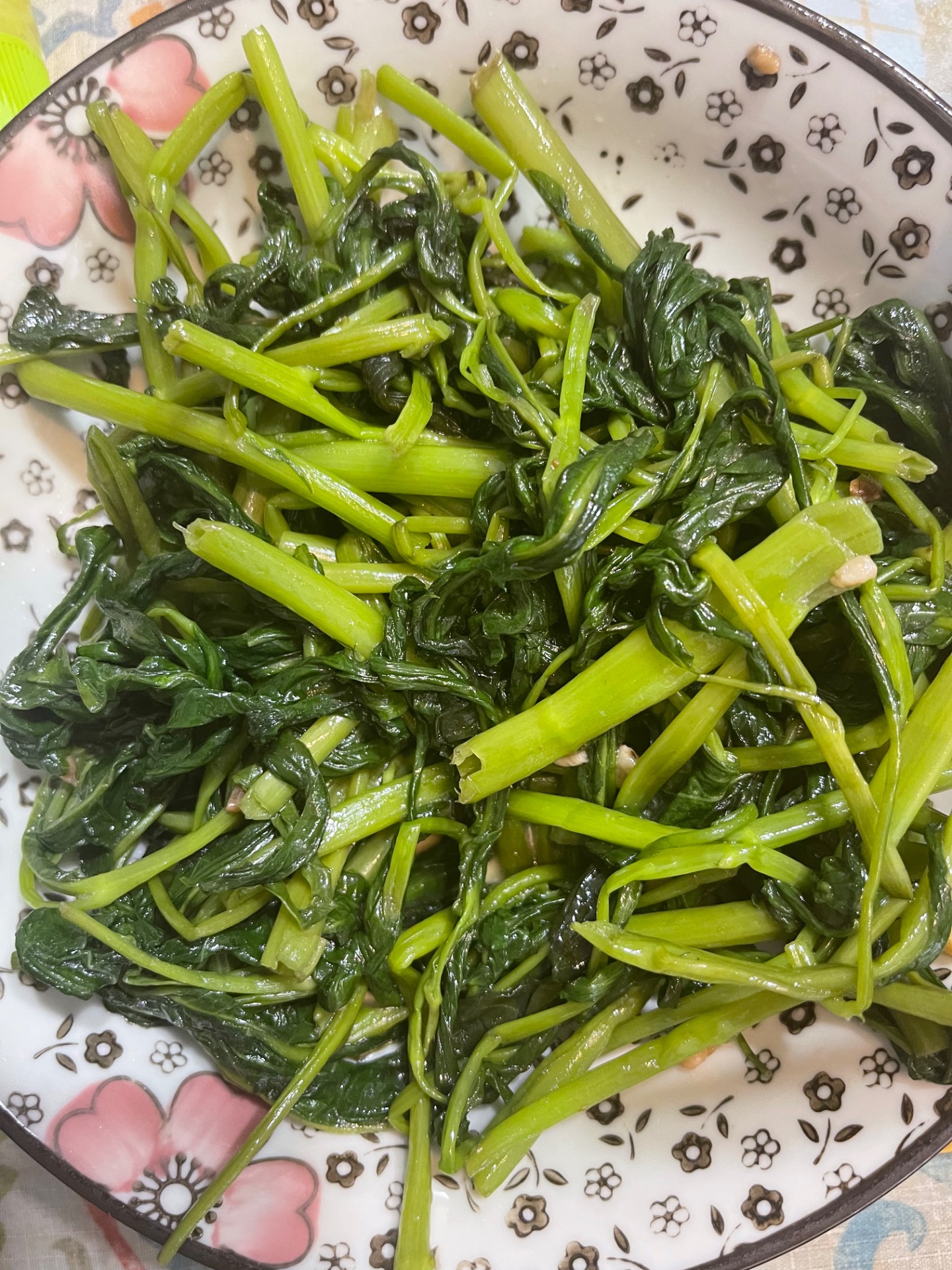 空心菜嫩苗- Weee!