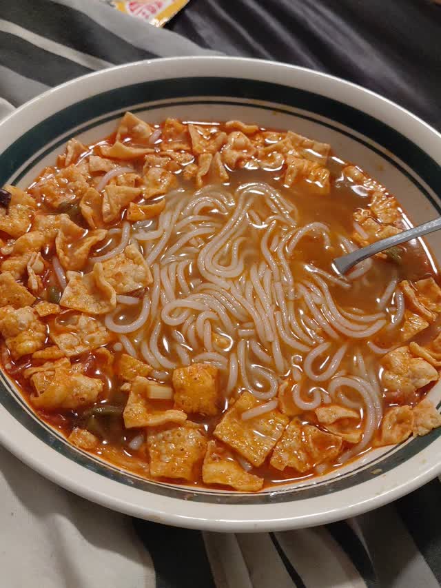 CHOUBAO LIUZHOU LUOSIFEN RICE NOODLE SOUP STRONGER FLAVEOR 350