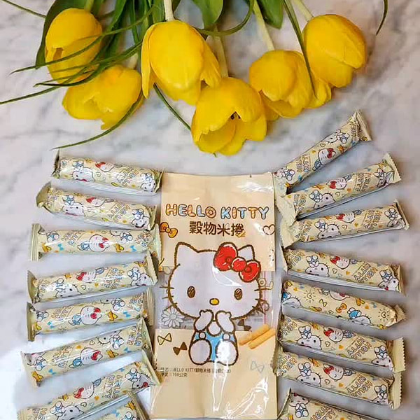 Hello Kitty Grains Crispy Rice Roll 🥰