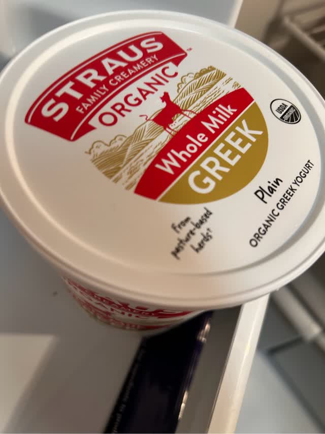Straus オーガニック全乳グリークヨーグルト 32 オンス - Weee!