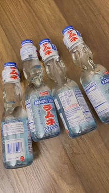 ビー玉入り ラムネ オリジナル 200 ml(ミリリットル) - Weee!