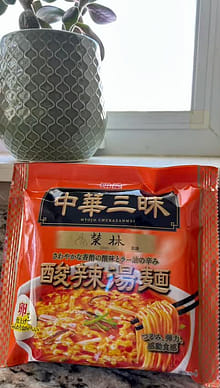 明星中華三昧 酸辣湯麺 3.84 オンス - Weee!