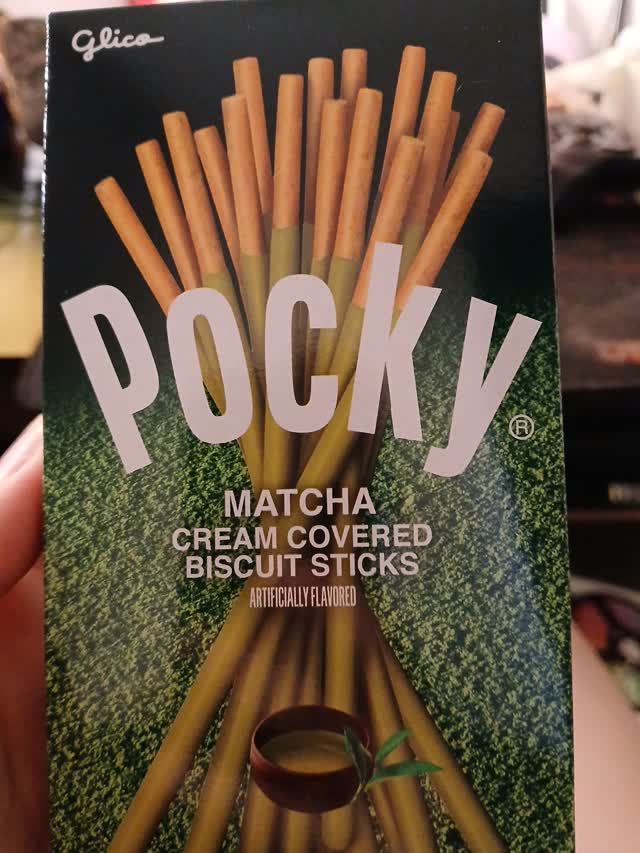 pockyページ Pocky with Strawberry Bits 2 Packs | ITEMS | WASO: Japanese
