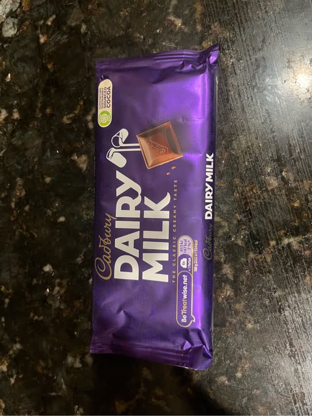 Cadbury Dairy Milk Milk Chocolate - Weee!