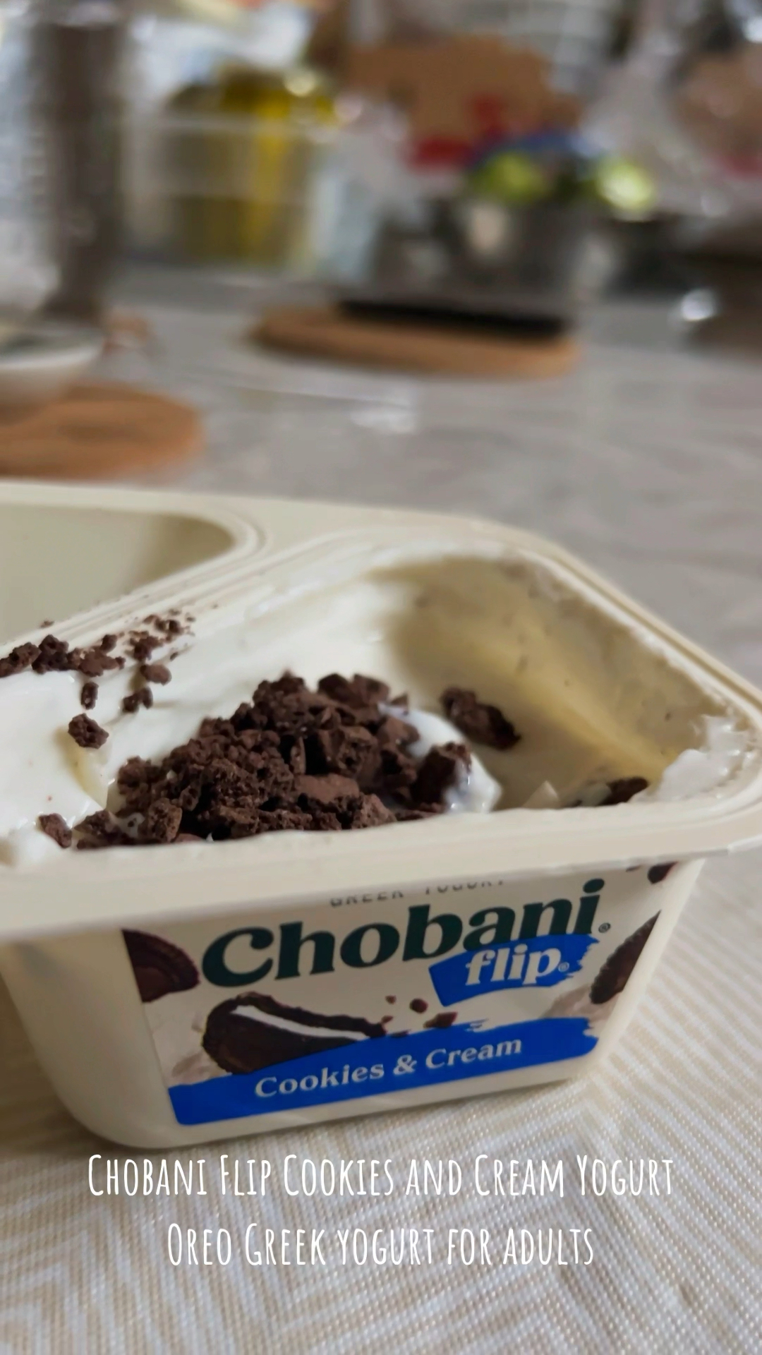 NUPPUオリカラセット Chobani Flip Cookies and Cream Yogurt