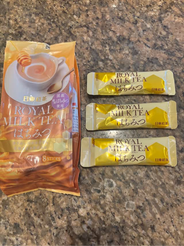 ミルクティー817。 2025年秋冬】ミルクティー新商品まとめ「サントリー烏龍茶 ミルク