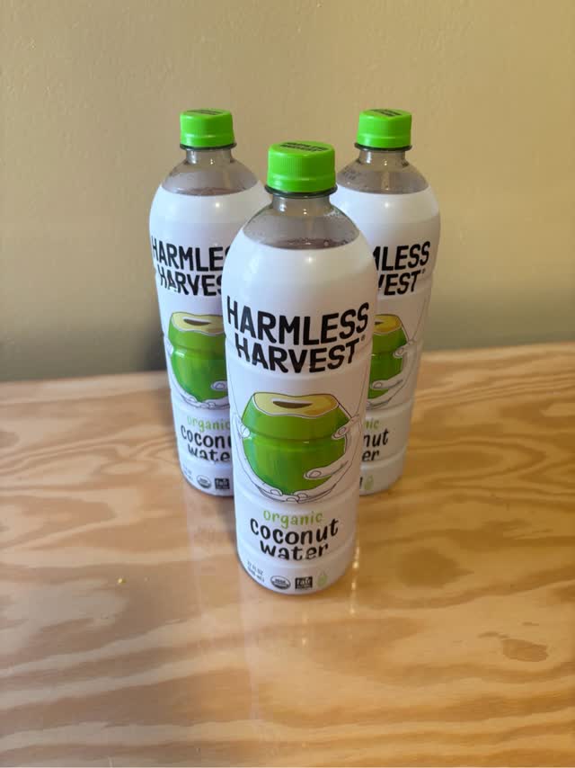 Harmless 有機ココナッツウォーター 32 fl.oz - Weee!