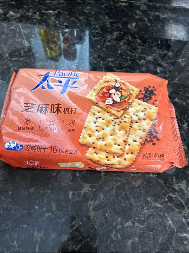 Pacific ソーダクラッカー ごま味 - Weee!