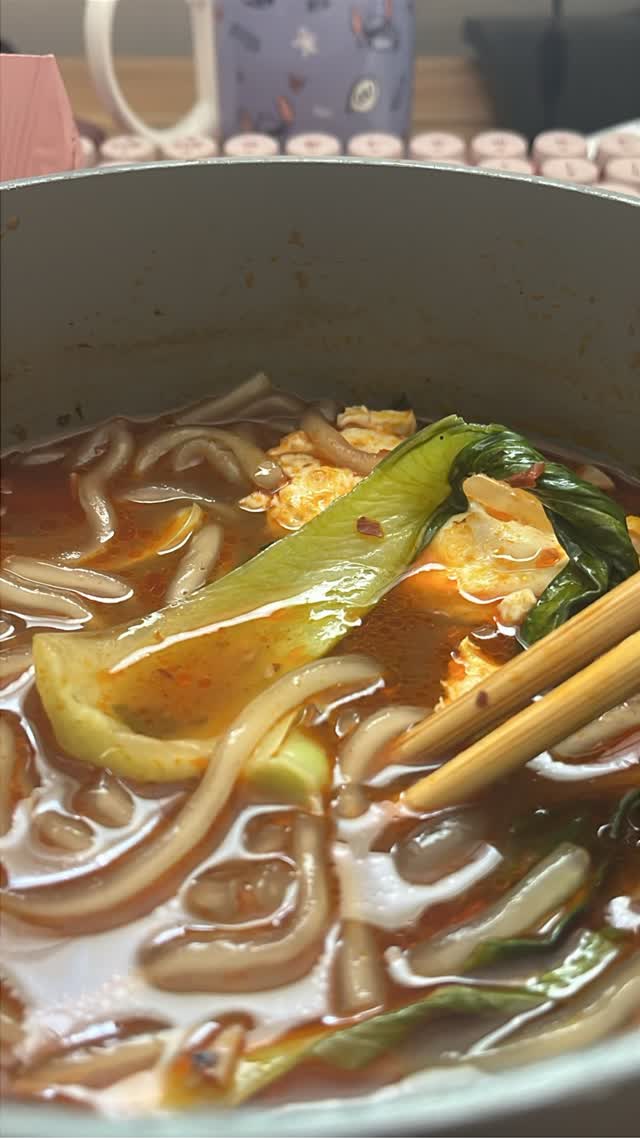 Get Tianxiaohua Casserole Potato Noodle 327 g Delivered | Weee