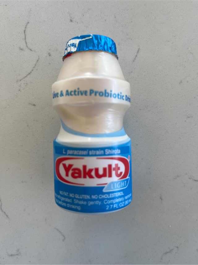 ゆっきー　ヤクルトエジテゥックス2本 Yakult ヤクルトライト 5本パック 2.7 fl.oz*5 本 - Weee!