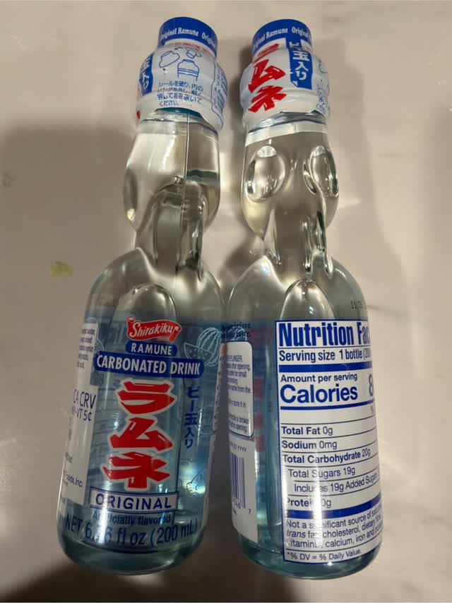 ビー玉入り ラムネ オリジナル 200 ml(ミリリットル) - Weee!