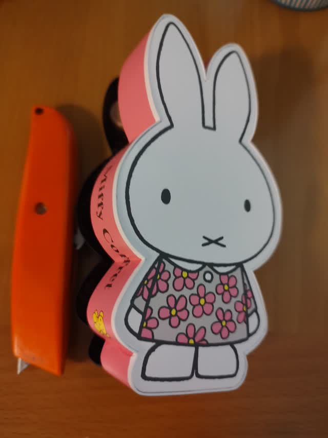 Get MOROZOFF Miffy Chocolate Valentine's Day Limited Edition 13pcs